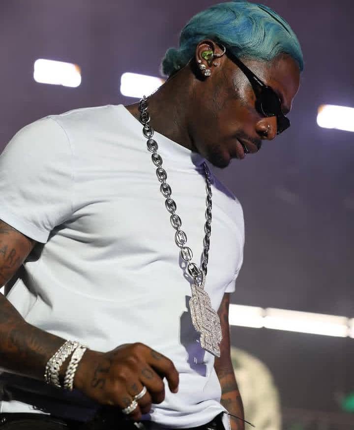 Asake Gets a New Management Deal