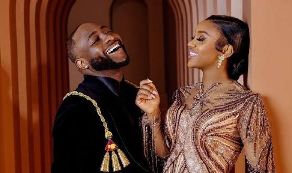 “The World Go Soon Enjoy Chef Chi’s Food Like Me” – Davido Hints at Opening Restaurant for His Wife