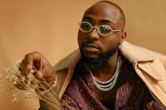 Davido Blasts Fan Advising Him Over Leaked Chats
