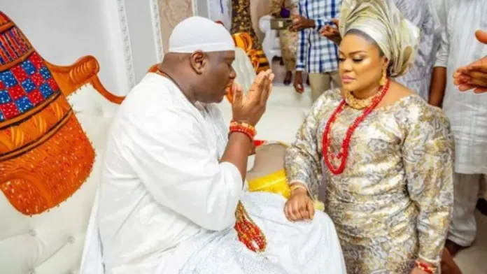Ooni-and-new-wife-Mariam-Anako
