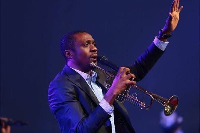 Fan Complains About Hallelujah Challenge Time, Nathaniel Bassey Reacts