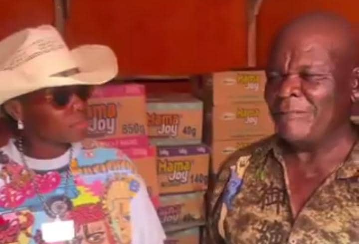 Teni Surprises Estate Guard With Shop Valentine Gift