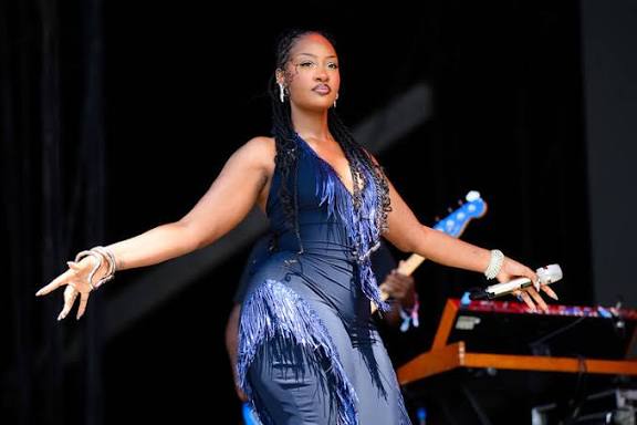 Tems Becomes First African Female Artist Billboard Record Holder